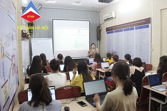 Lớp học kế toán tổng hợp tại Quế Võ Bắc Ninh 